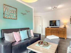 Modernes-Wohnen-am-Meer-2-OG