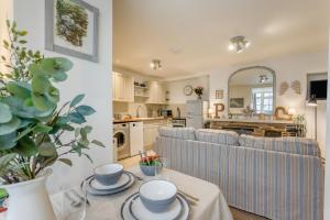 2 Bed in Padstow oc-p00572