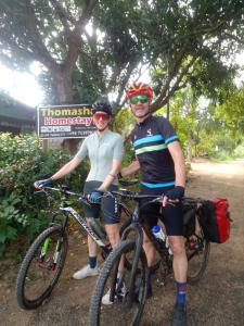 Thomasha Homestay & Tuk Tuk Tour
