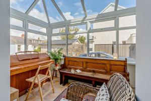 4 Bed in Mumbles oc-u27443