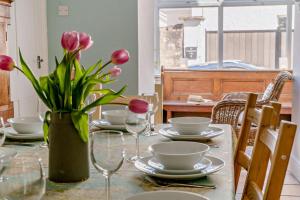 4 Bed in Mumbles oc-u27443