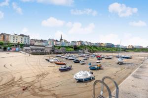 2 Bed in Tenby oc-o31794