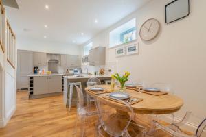 3 Bed in West Bradford oc-g32102