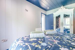 1 Bed in Newport oc-f30846