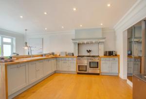 5 Bed in Bodham oc-2204