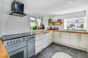 2 Bed in Breage oc-jobcot