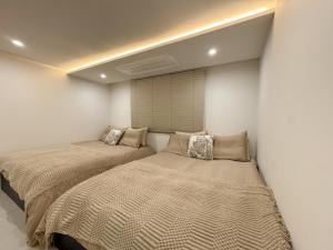 Grand 3BR Familty House - 5 Beds