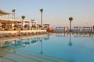 Napa Mermaid Hotel & Suites