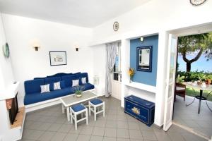 Nissia Spetses Greece