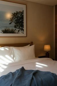 Manuka Studio Biru 1 BR Beach Shack short walk to Bingin Cliff