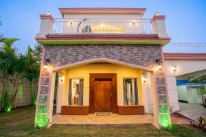 Lavender Crest by ELIVAAS Pet- friendly 4-BHK Villa With Private Pool , Garden Area, Outdoor seating Near Bhimashankar Walls Trek