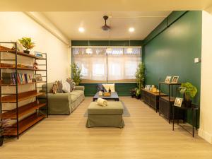 Social Pod Khao San Hostel