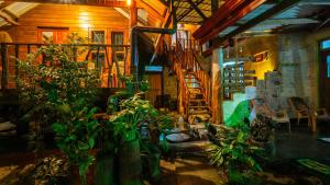 Shan Homestay & Cabana