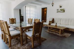 Vila Antanta Podu Cu Lanturi