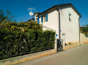 Authentic Istrian Apartments Villa Zambratija