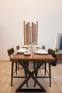 Moulin Rouge Apartments Syros