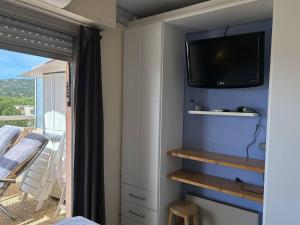 BO240-A21 Appartement 2 PIECES 4 couchages BORMES LES MIMOSAS