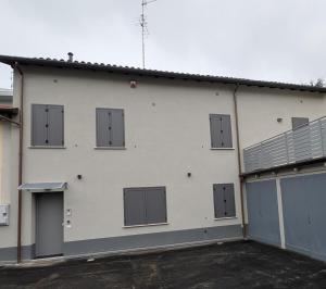 Appartamenti Via Emilia 11