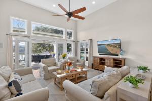 Beach House on River Oaks