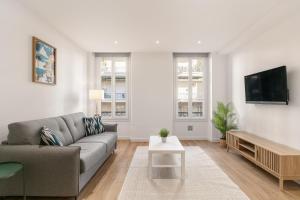 Élégant 2 pièces Niçois - Carré dOr - Centre Ville - Mer à 2 min