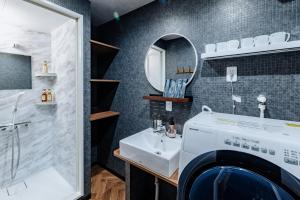 tsukiji 2min,V301,Ginza 10min