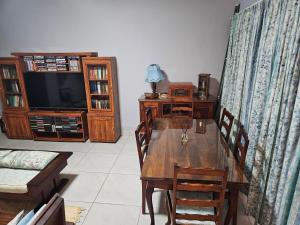 Luxury Meets Convenience Near City & Travel Links