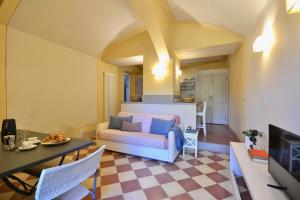 La Prima Torre Country - 4 posti letto - Giardino e piscina condivisa