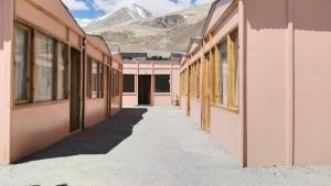 Hill Side Cabin, Pangong