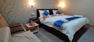 Hill Side Cabin, Pangong