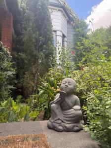 Towncottage Tenterfield Stay with Scenic Views