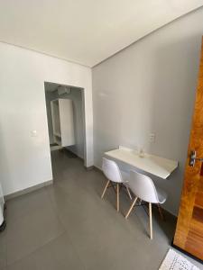 Apto Completo a 100 m da Weyne Cavalcante