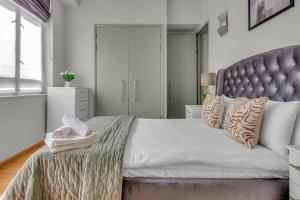 MySquare Contemporary Serviced Apartments in City of London