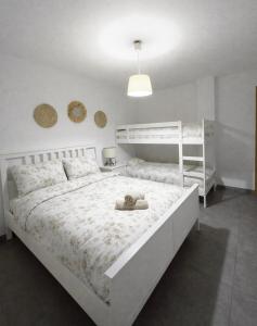 UIM Mediterraneo ATICO Hipanidad 1 WIFI