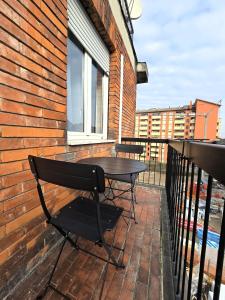 YR Apartments - Ca Granda - 1 Min Walk to Metro