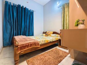 Tranquil service apartment