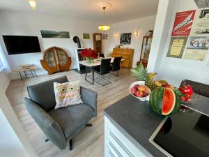 Feriendomizil Rosenhuus - Hochwertiger Nordseeurlaub mit Sauna und Kamin im idyllischen Butjadingen