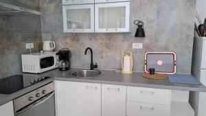 Studio Makarska, One Minute to the Beach