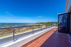 High Tide Seafront at Franskraal