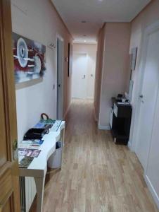 Habitacion en IMPRESIONANTE PISO Compartido