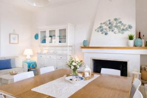 Villa Alex on the beach with sea view