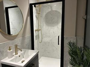 Queens Place - 3 Beds - Sleeps 4 - Lanes & Pier