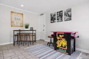 Historic Highlands Retreat Prime Location Gem