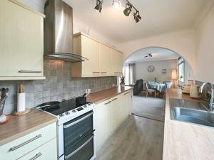 2 Bed in Swanage oc-s35006