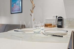 REF 2023- Cannes Croisette - Apartment to rent