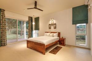 RoyalCounty VillaGolf EstateJacuzziBBQ 1hr HSR