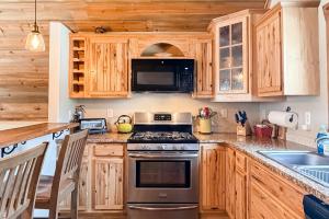 Shadow Mountain Marina