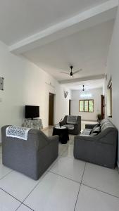Snehanilayam-1