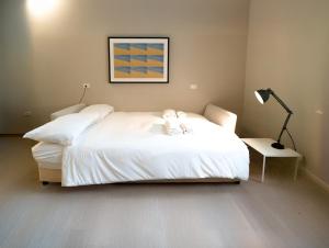 Milano Duomo Apartment for 6