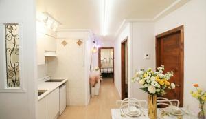 Seoul City Certified, Hongdae 2min, 2BR-1LR APT