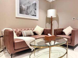 Mahenti · Luxury Living at Its Finest